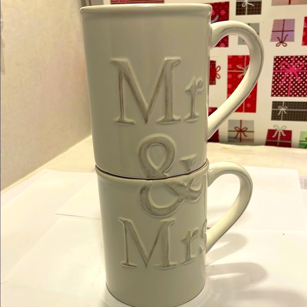 Pair of TRS Classic White Mr & Mrs Mug Set